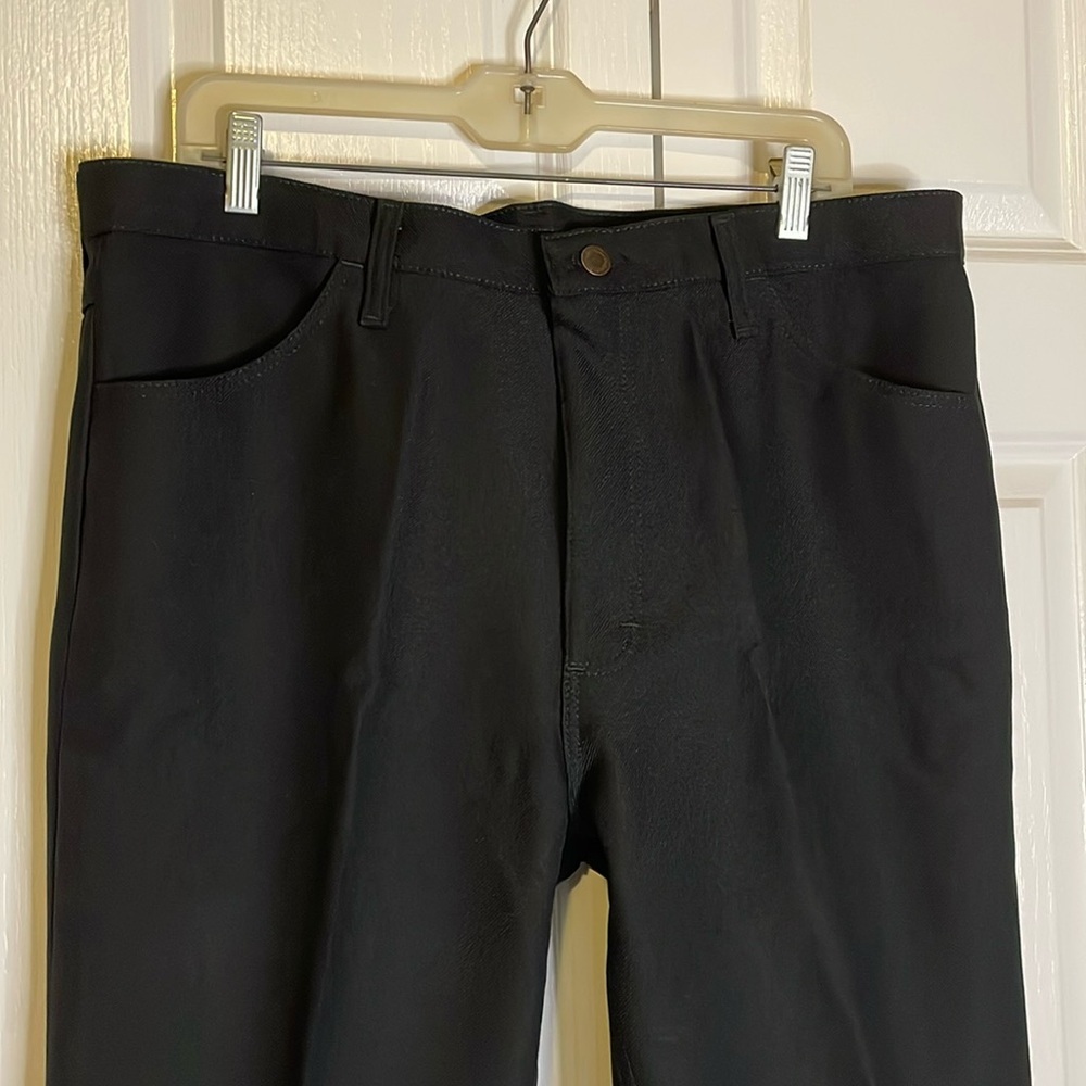 WRANGLER Straight Leg Polyester Trousers 82BK, Men’s W38 L29, Black - Picture 2 of 6